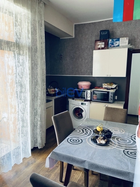 Satış 2 otaqlı Yeni Tikili bina evi  70m², Bakı
