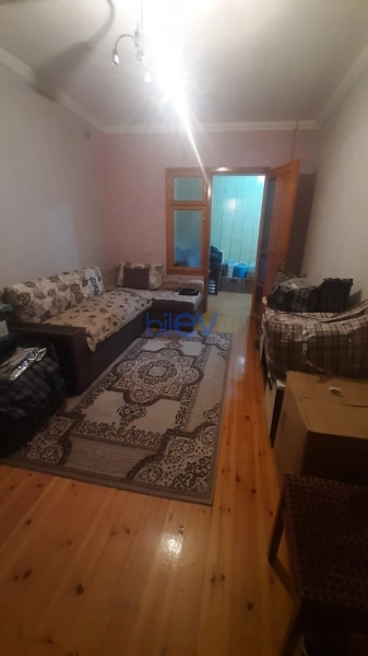 Satış 2 otaqlı Köhnə Tikili bina evi  40m², Bakı