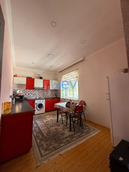 Satış 4 otaqlı Həyət evi  200m², Bakı