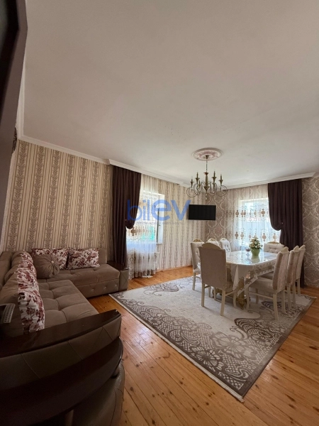 Satış 4 otaqlı Həyət evi  200m², Bakı