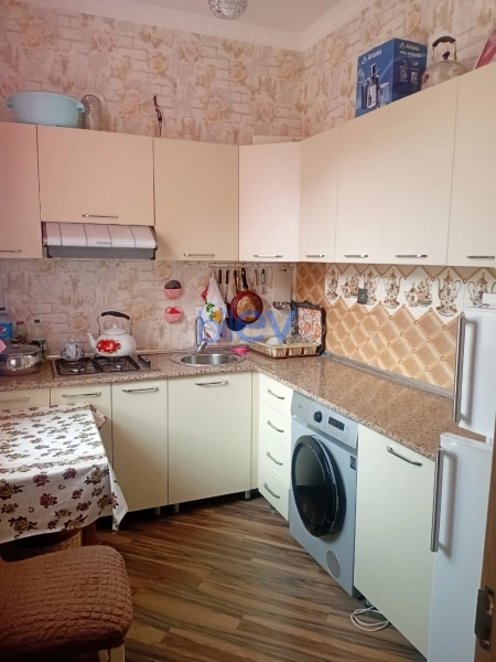 Satış 6 otaqlı Həyət evi  107m², Bakı