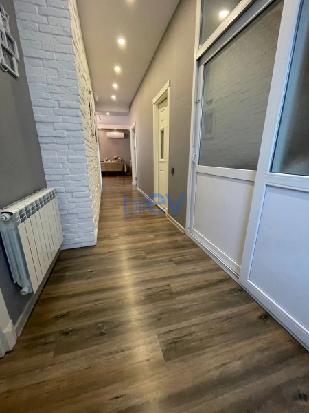 Satış 10 otaqlı Həyət evi  310m², Bakı