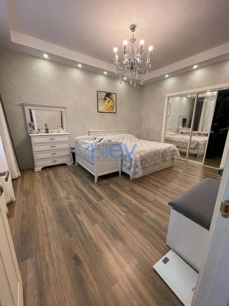 Satış 10 otaqlı Həyət evi  310m², Bakı