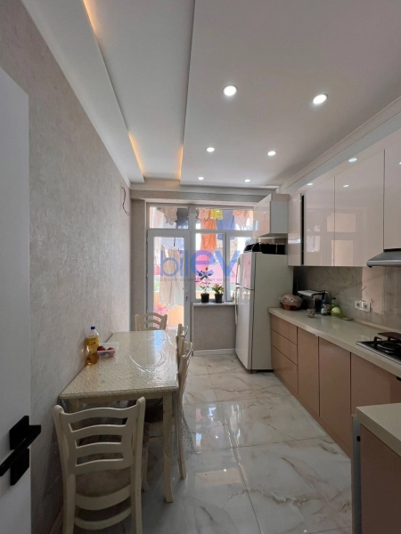 Satış 3 otaqlı Yeni Tikili bina evi  84m², Bakı