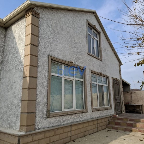 Satış 5 otaqlı Həyət evi  200m², Bakı