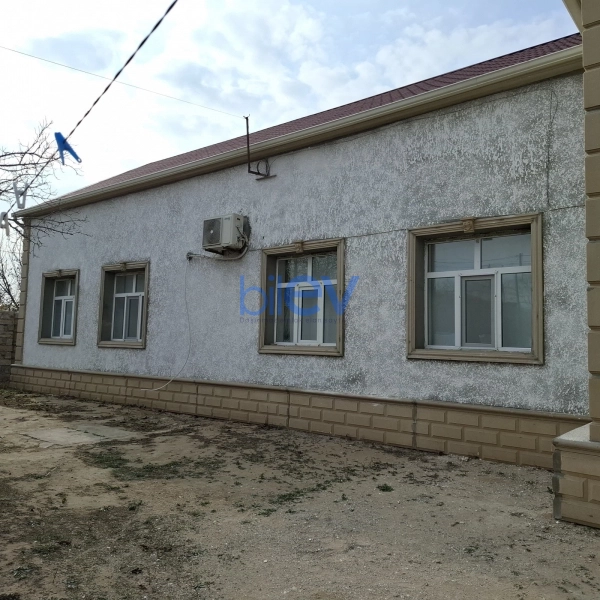Satış 5 otaqlı Həyət evi  200m², Bakı