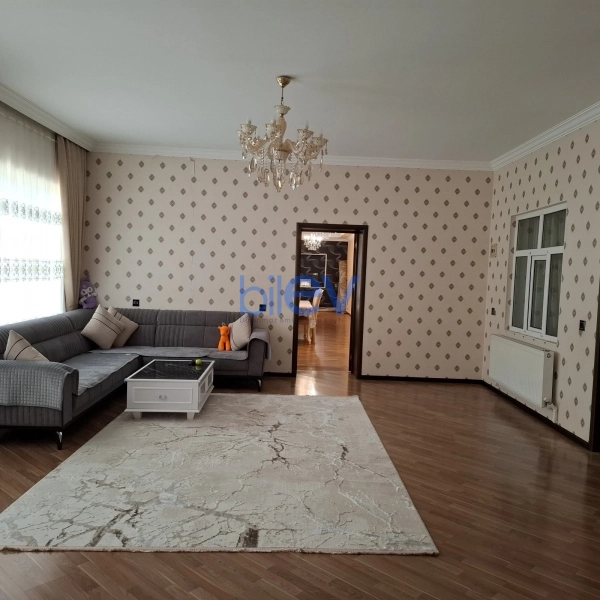 Satış 5 otaqlı Həyət evi  200m², Bakı