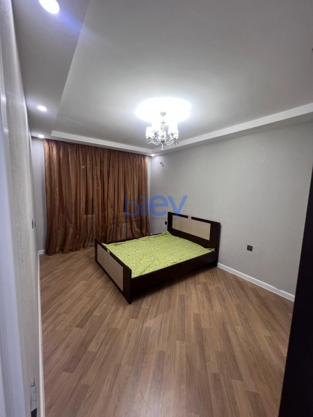 Aylıq Kirayə 2 otaqlı Köhnə Tikili bina evi  60m², Bakı