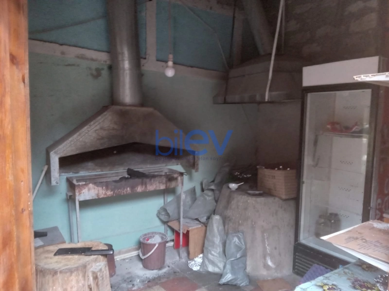 Satış 8 otaqlı Obyekt  596m², Bakı