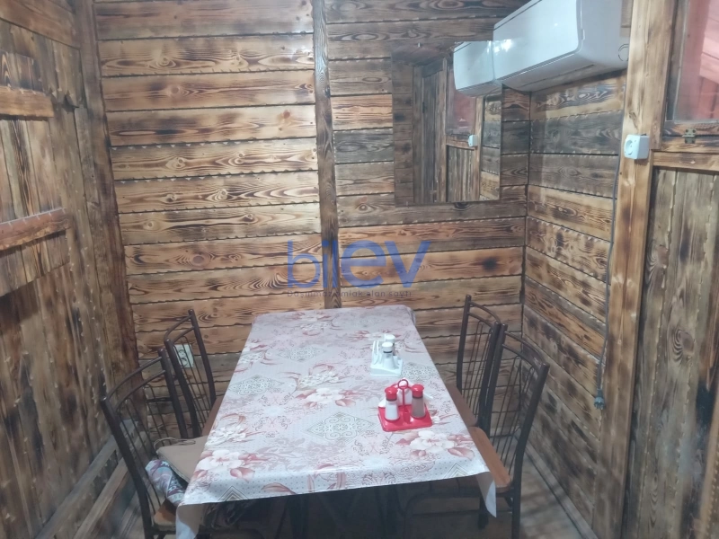 Satış 8 otaqlı Obyekt  596m², Bakı
