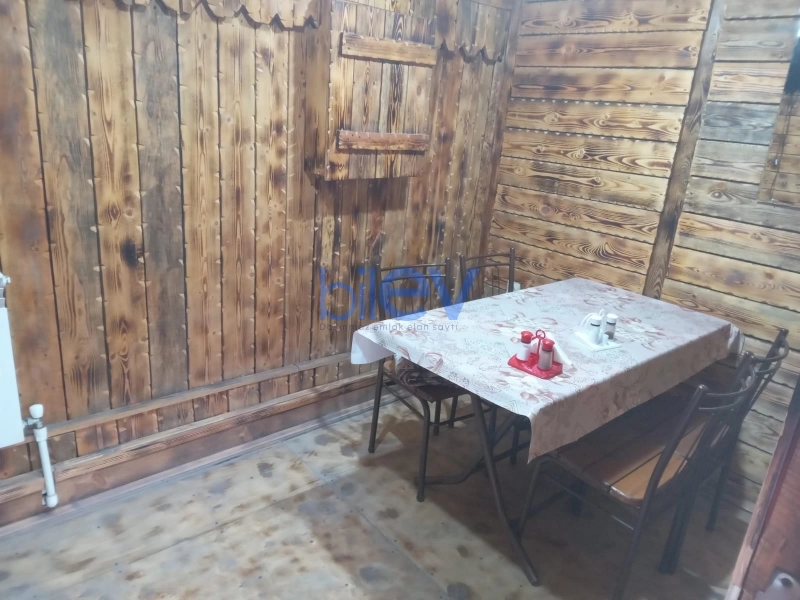 Satış 8 otaqlı Obyekt  596m², Bakı