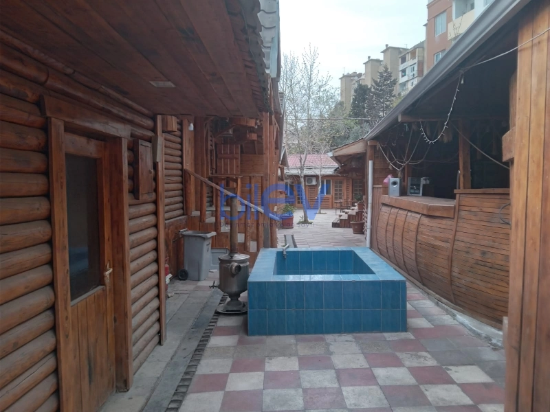 Satış 8 otaqlı Obyekt  596m², Bakı