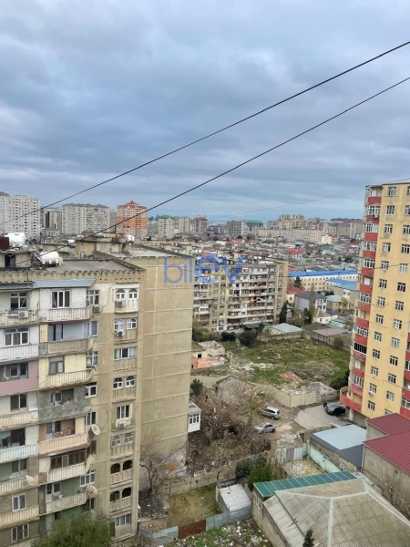 Satış 4 otaqlı Köhnə Tikili bina evi  110m², Bakı