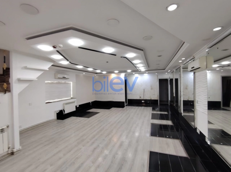 Aylıq Kirayə 4 otaqlı Obyekt  135m², Bakı
