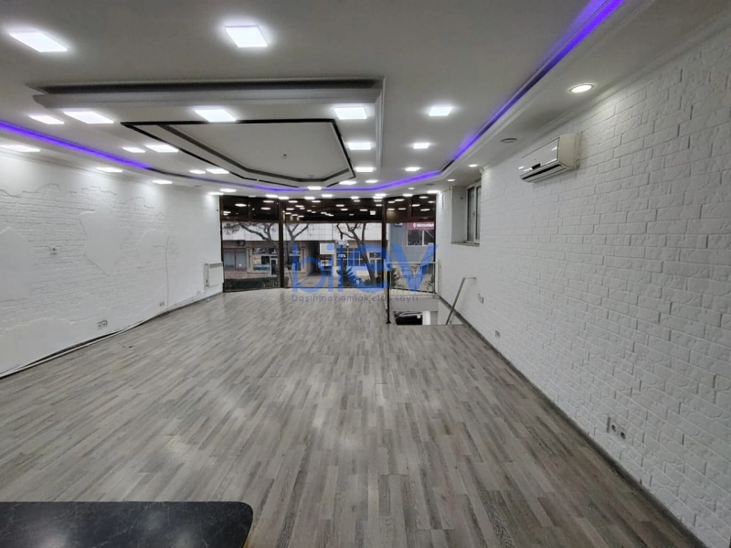 Aylıq Kirayə 4 otaqlı Obyekt  135m², Bakı