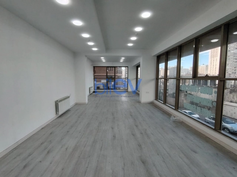 Aylıq Kirayə 2 otaqlı Obyekt  150m², Bakı