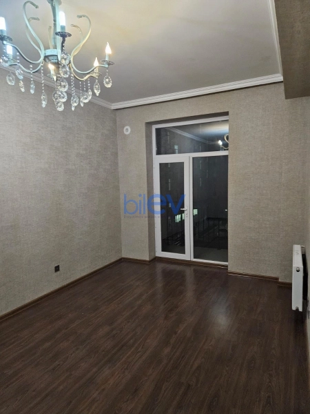 Aylıq Kirayə 4 otaqlı Yeni Tikili bina evi  110m², Bakı