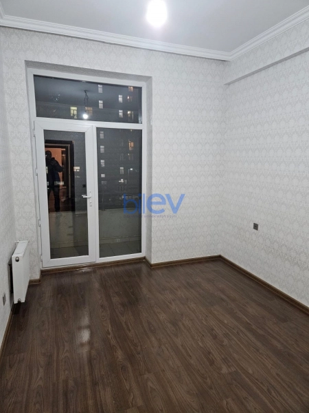Aylıq Kirayə 4 otaqlı Yeni Tikili bina evi  110m², Bakı
