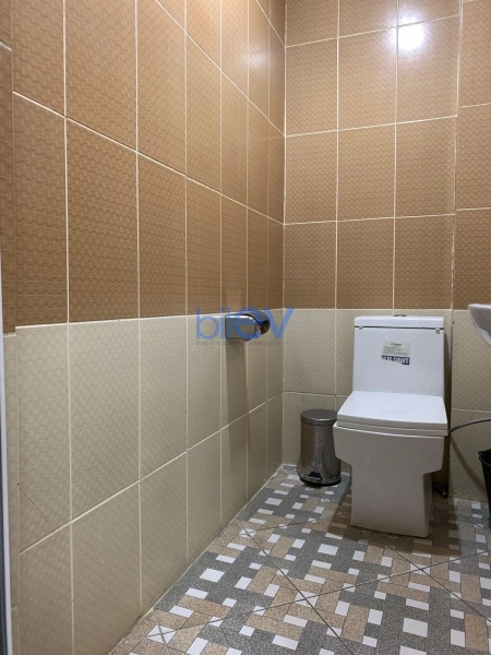 Aylıq Kirayə 3 otaqlı Ofis  70m², Bakı