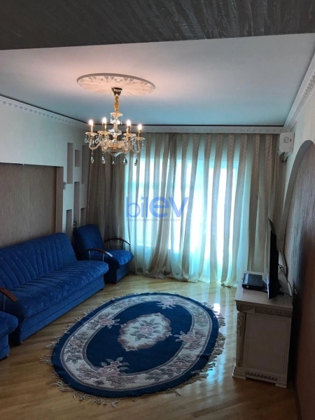 Aylıq Kirayə 3 otaqlı Yeni Tikili bina evi  100m², Bakı