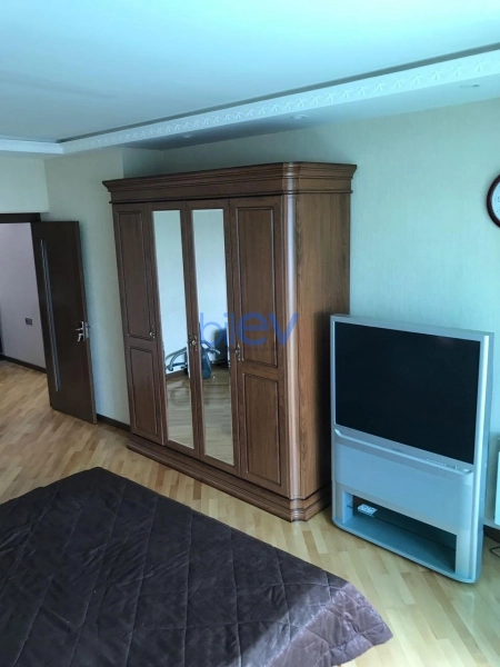 Aylıq Kirayə 3 otaqlı Yeni Tikili bina evi  100m², Bakı