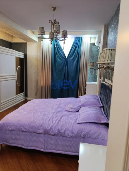 Aylıq Kirayə 3 otaqlı Yeni Tikili bina evi  115m², Bakı