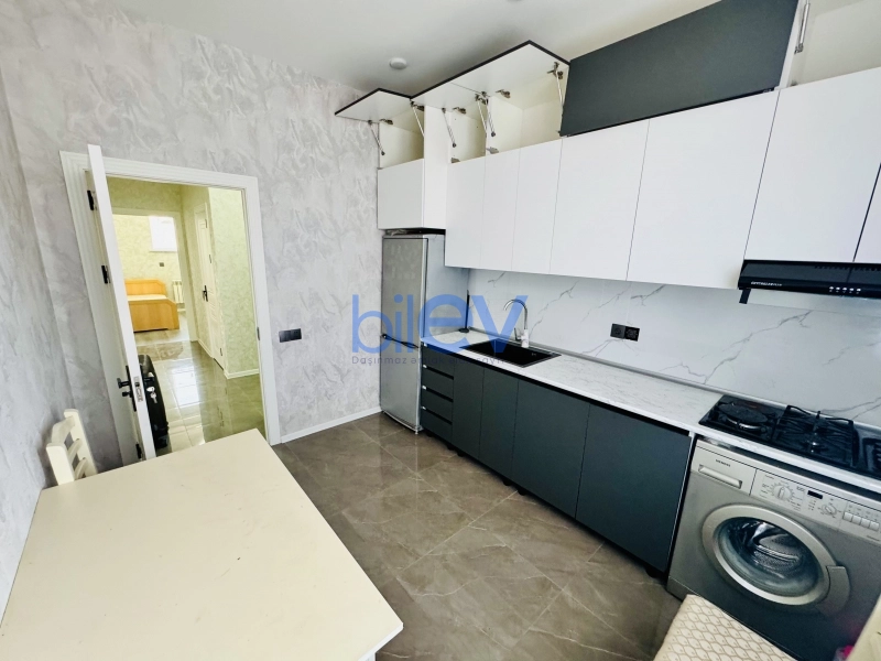 Aylıq Kirayə 3 otaqlı Yeni Tikili bina evi  75m², Bakı