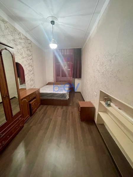 Aylıq Kirayə 2 otaqlı Köhnə Tikili bina evi  60m², Bakı
