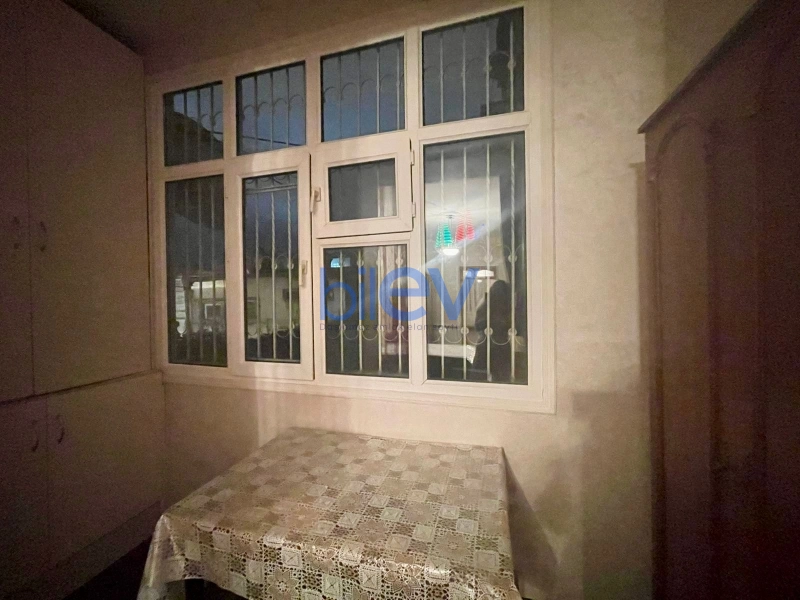Aylıq Kirayə 2 otaqlı Köhnə Tikili bina evi  60m², Bakı