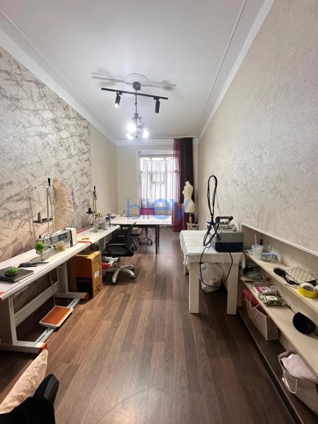 Aylıq Kirayə 2 otaqlı Köhnə Tikili bina evi  60m², Bakı