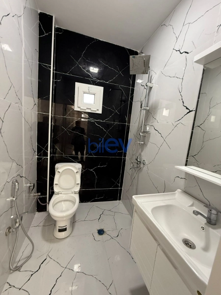 Satış 4 otaqlı Həyət evi  180m², Bakı