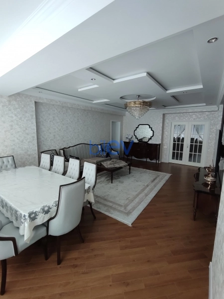Satış 3 otaqlı Yeni Tikili bina evi  120m², Bakı