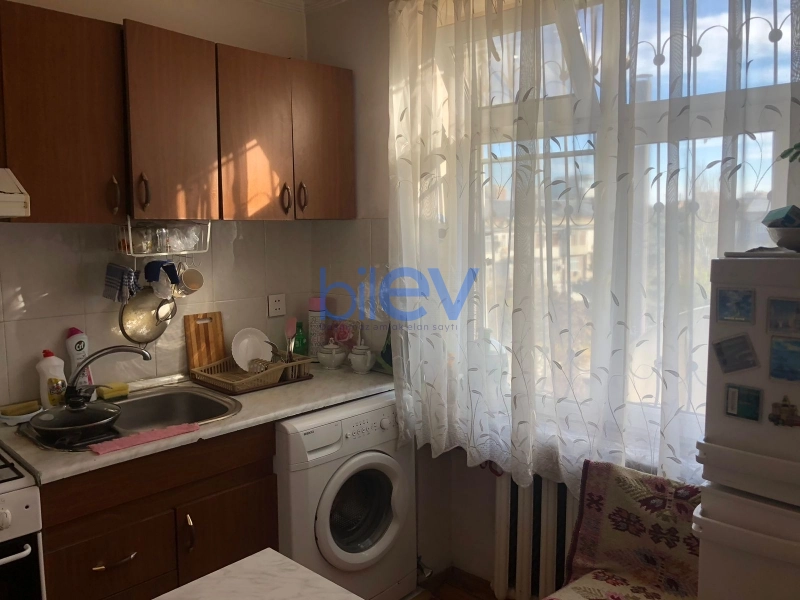 Aylıq Kirayə 1 otaqlı Köhnə Tikili bina evi  32m², Bakı