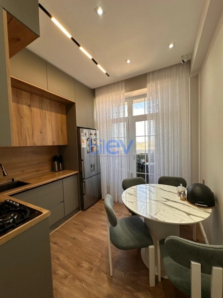 Aylıq Kirayə 2 otaqlı Yeni Tikili bina evi  48m², Bakı