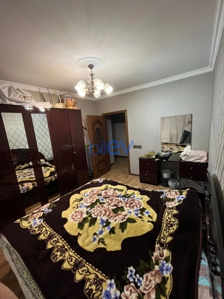 Aylıq Kirayə 3 otaqlı Yeni Tikili bina evi  120m², Bakı