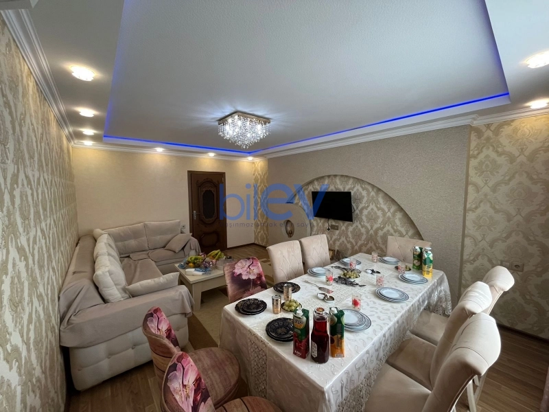 Aylıq Kirayə 3 otaqlı Yeni Tikili bina evi  120m², Bakı