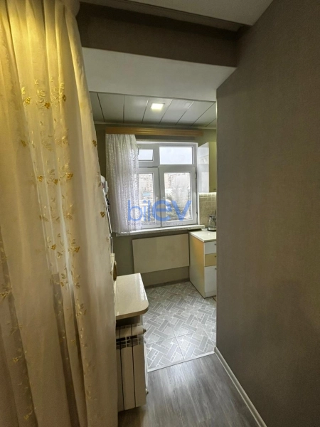Aylıq Kirayə 2 otaqlı Köhnə Tikili bina evi  38m², Bakı