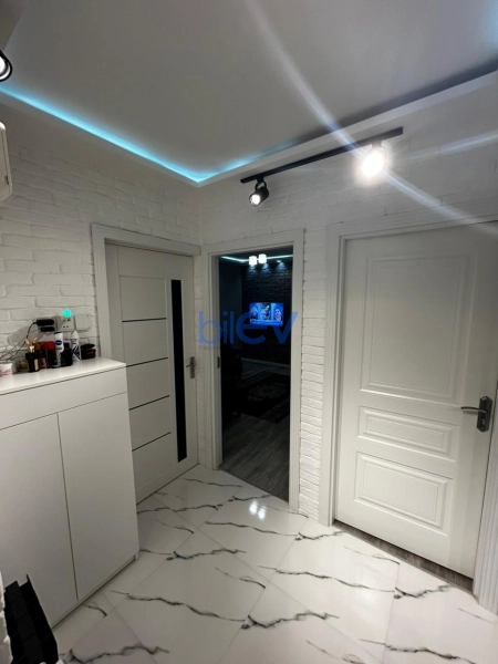 Aylıq Kirayə 2 otaqlı Köhnə Tikili bina evi  38m², Bakı