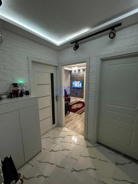 Aylıq Kirayə 2 otaqlı Köhnə Tikili bina evi  38m², Bakı