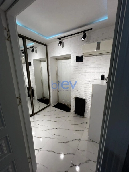 Aylıq Kirayə 2 otaqlı Köhnə Tikili bina evi  38m², Bakı