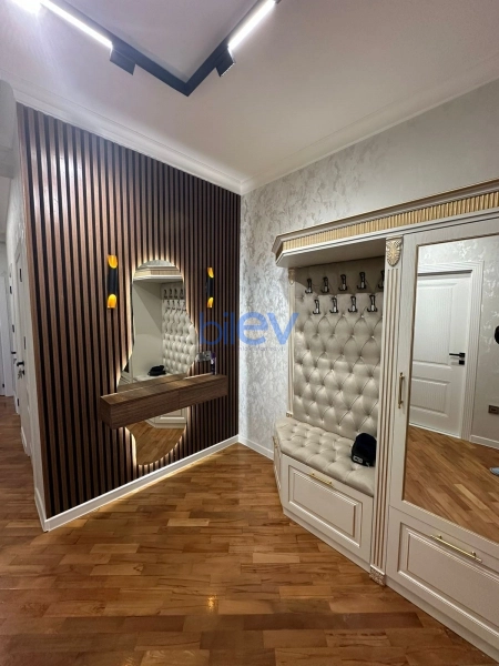 Aylıq Kirayə 2 otaqlı Yeni Tikili bina evi  75m², Bakı