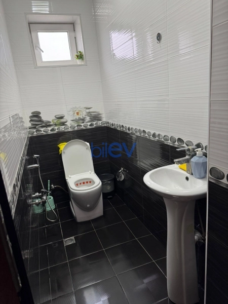 Aylıq Kirayə 3 otaqlı Həyət evi  110m², Bakı