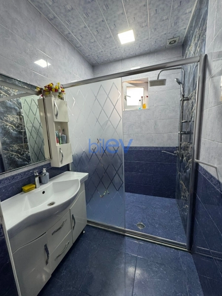 Aylıq Kirayə 3 otaqlı Həyət evi  110m², Bakı