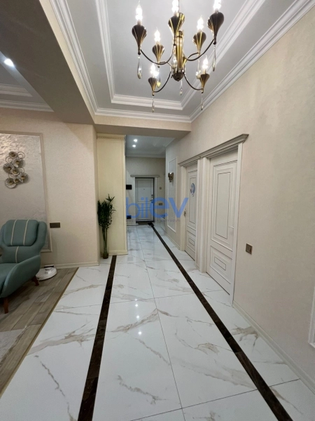 Satış 3 otaqlı Yeni Tikili bina evi  111m², Bakı