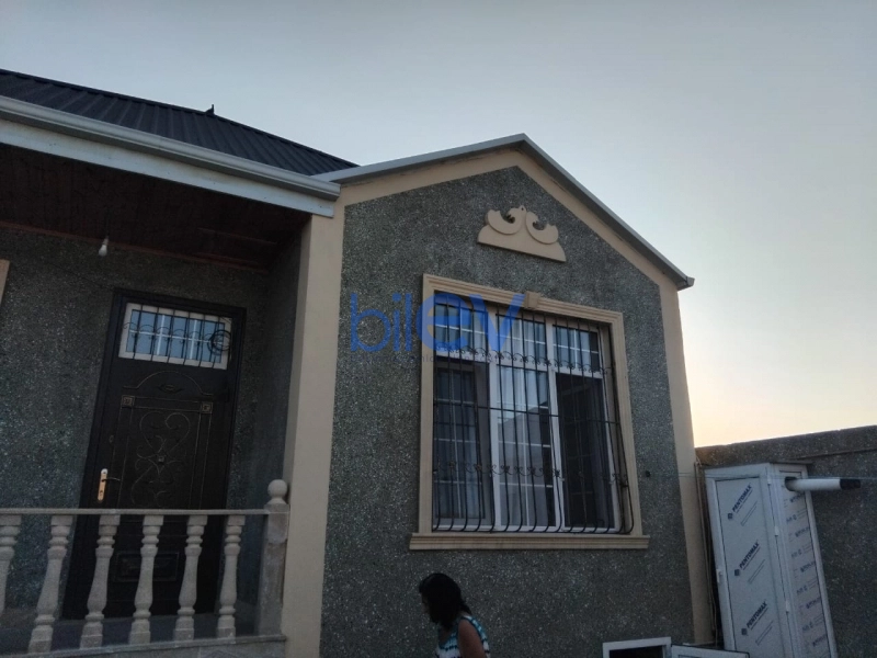 Satış 4 otaqlı Həyət evi  100m², Bakı