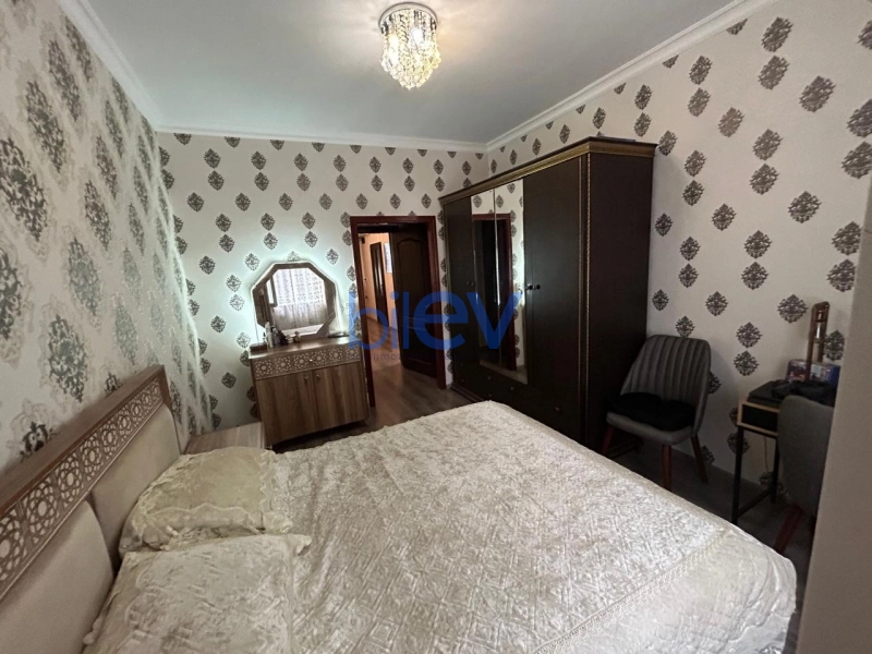 Satış 3 otaqlı Köhnə Tikili bina evi  70m², Bakı