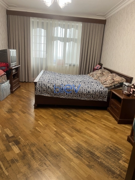 Satış 3 otaqlı Köhnə Tikili bina evi  86m², Bakı