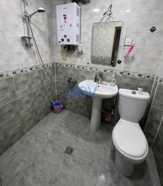Satış 3 otaqlı Köhnə Tikili bina evi  86m², Bakı