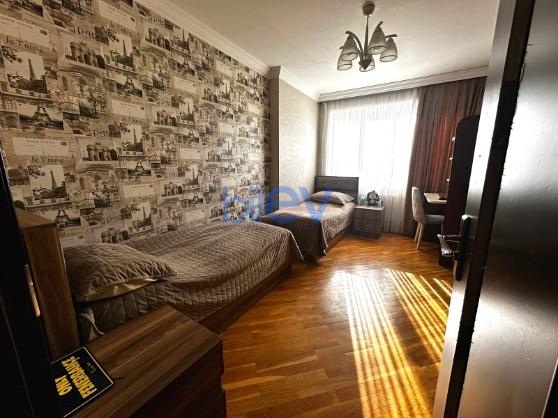 Satış 3 otaqlı Köhnə Tikili bina evi  84m², Bakı