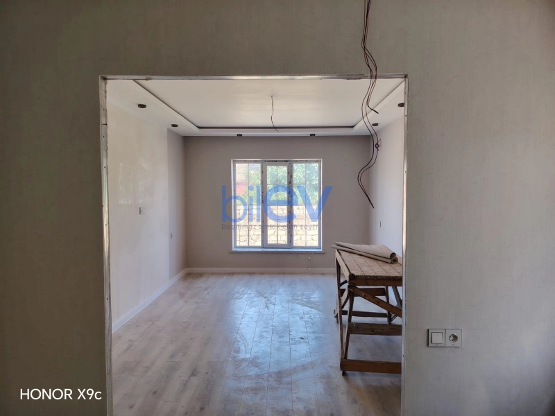 Satış 3 otaqlı Həyət evi  90m², Bakı